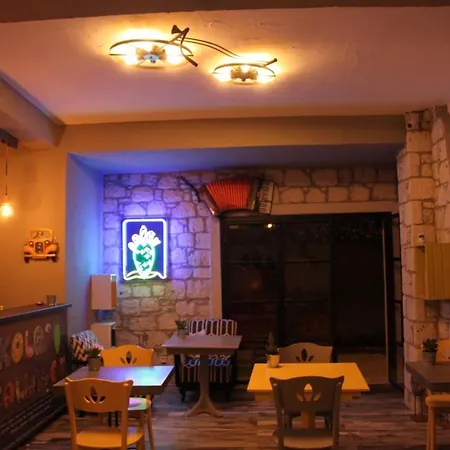 Kolaj Otel Отель *
