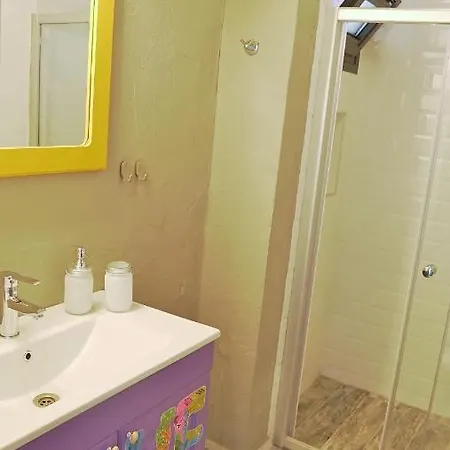 Kolaj Otel Отель Кешме